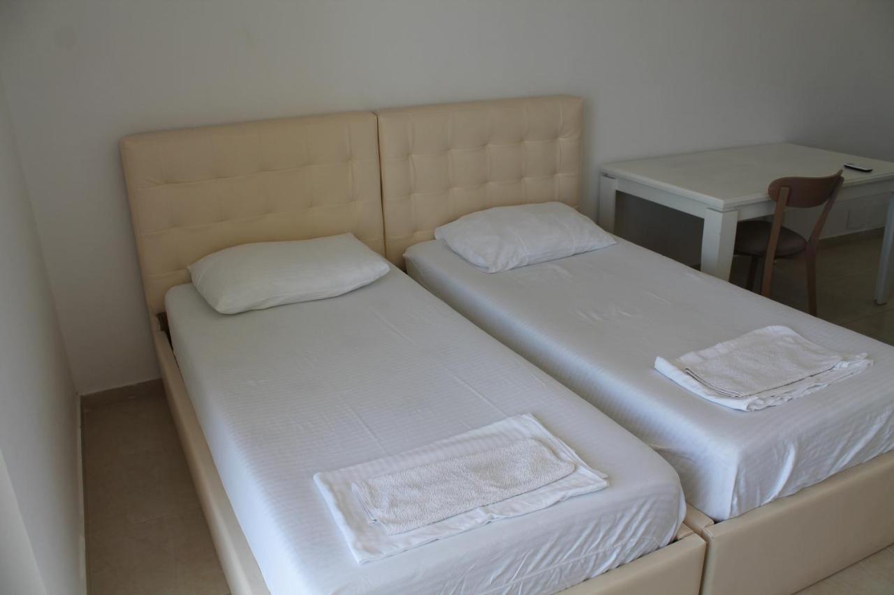 Blue Apartments & Hotel Shëngjin Εξωτερικό φωτογραφία