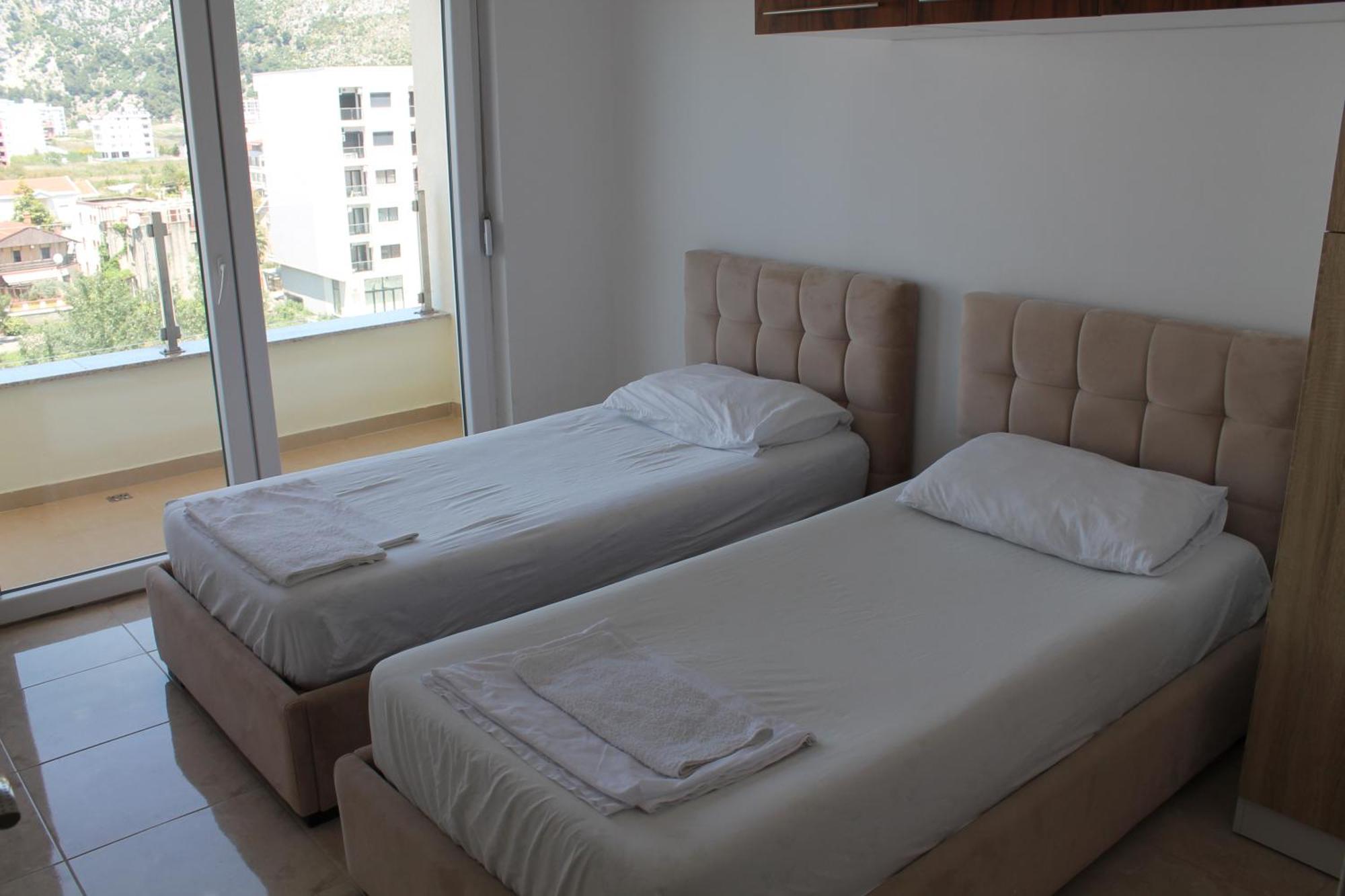 Blue Apartments & Hotel Shëngjin Εξωτερικό φωτογραφία